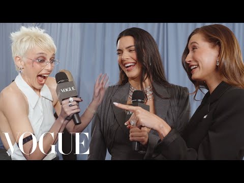 Kendall Jenner & Hailey Bieber Are Matching Besties | Met Gala 2025 With Emma Chamberlain img